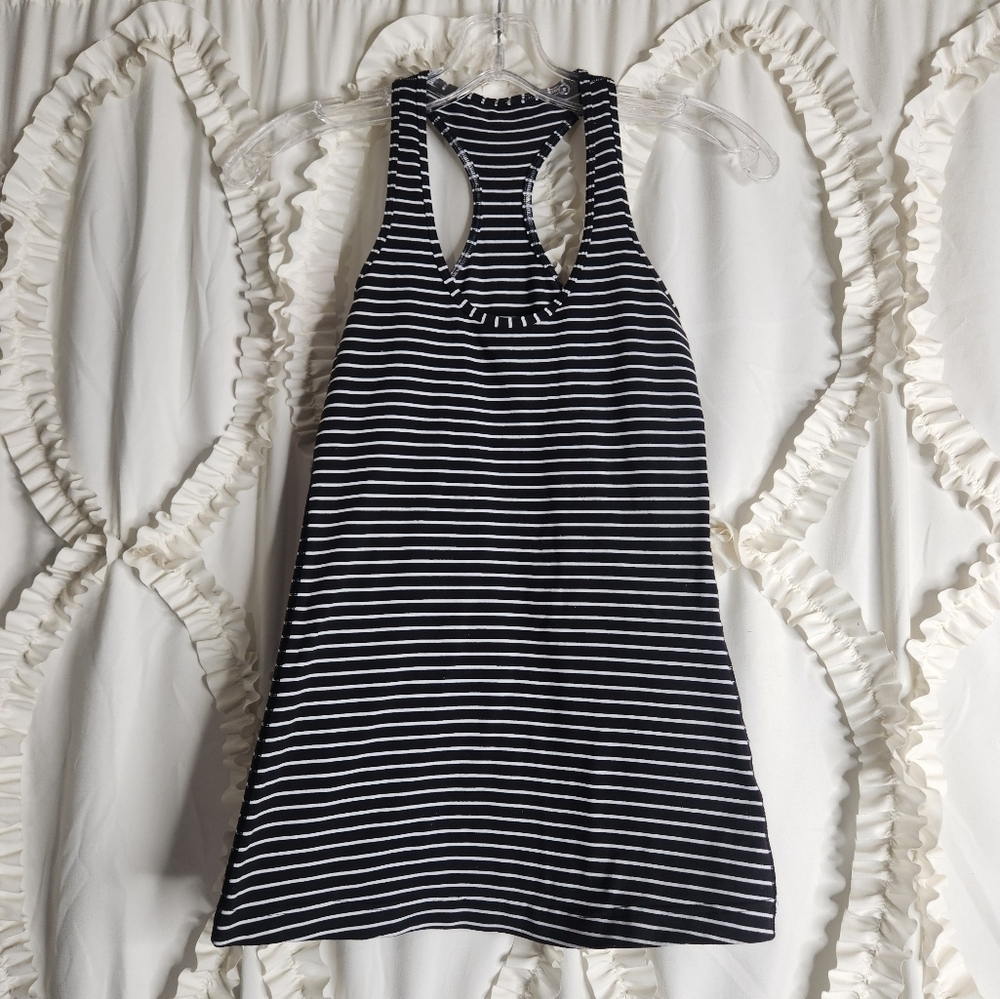 Lululemon Cool Racerback Striped Black White Top Tank  sz 4